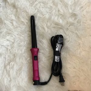 Tapered curling iron